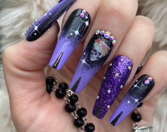 Black and Purple Ombré Skull Press On Nails | fake nails | false nails | glue on nails | stick on nails | Halloween nails