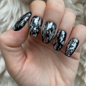 Black and Silver Press On Nails | stick on nails | fake nails | false nails | glue on nails