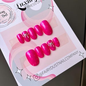 Hot Pink Polka Dot Bow Press On Nails | glue on nails | stick on nails | fake nails | false nails | summer nails
