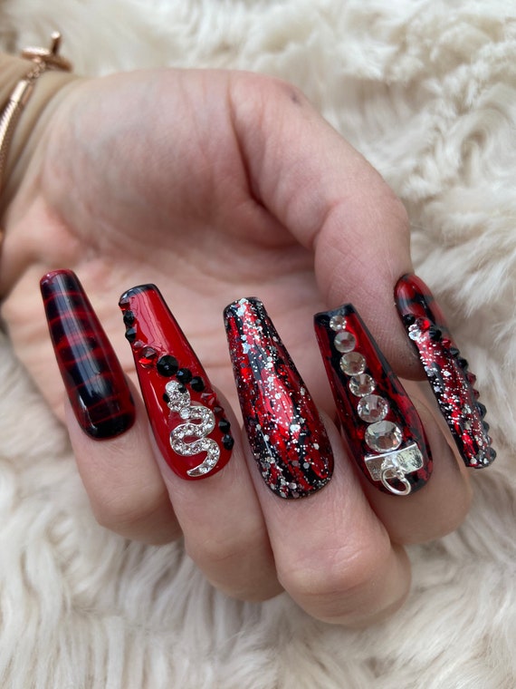 Dark Red With Hearts Rhinestones Design Press on Nails Fake Nails
