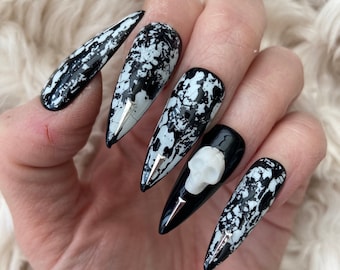 Black and white 3D skull gothic press on Nails | fake nails | false nails | glue on nails | Halloween nails