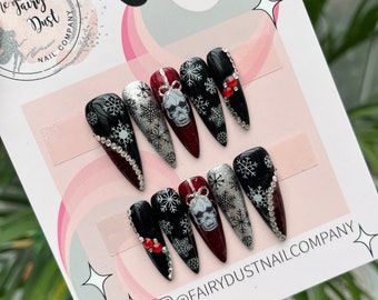 Gothic Skull and Snowflake Black and Red Christmas Press On Nails | fake nails | false nails | glue on nails | gothic nails