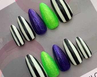 Black and White Striped nails | Halloween Press On Nails | fake nails | false nails | glue on nails | stick on nails