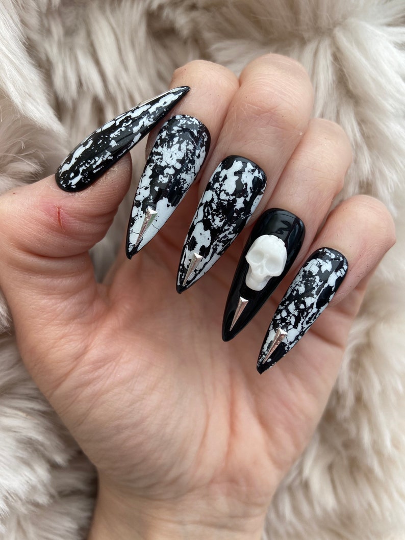 Black and white 3D skull gothic press on Nails fake nails false nails glue on nails Halloween nails image 5