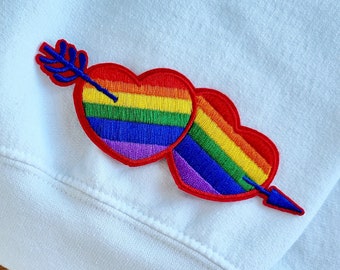 Parche termoadhesivo de dos corazones arcoíris: parche bordado Rainbow Pride para chaqueta, bolso y camisa.