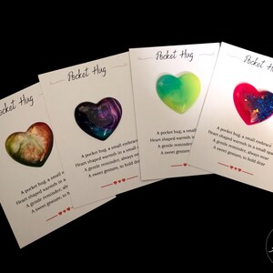 Abrazo de bolsillo de resina - Colección Rainbow - Regalo personalizado hecho a mano para sus seres queridos - Recuerdo lindo y colorido - Envíe un abrazo de bolsillo hoy