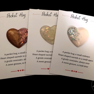 Harz-Taschen-Umarmungs-Andenken - Natürliche Sammlung - Handgemachtes Geschenk - Senden Sie Liebe und Komfort - Nachdenkliches Zeichen für Freunde und Familie