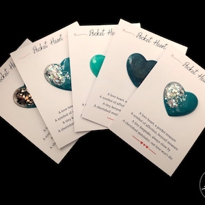 Cœur de poche en résine - Collection paon - Cadeau unique fait main - Idéal pour les proches - Souvenir attentionné - Petit gage d'amour