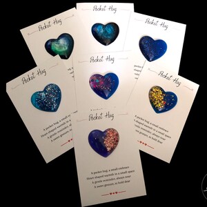 Abrazo de bolsillo de resina, Colección Night Sky, Regalo personalizado hecho a mano para seres queridos, Bonito recuerdo, Envía un abrazo de bolsillo hoy