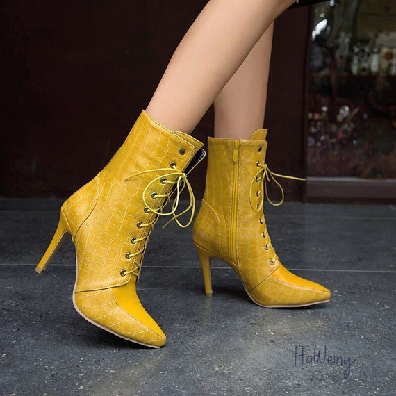 yellow winter shoes