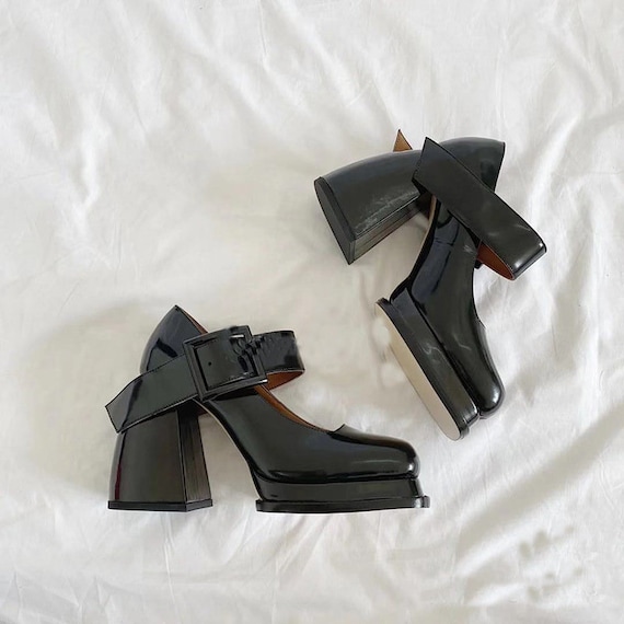 patent leather chunky heeled platform pumps