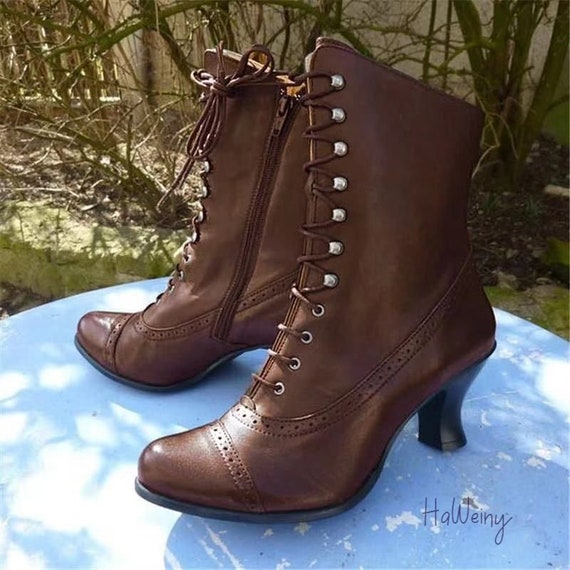 heeled calf boots