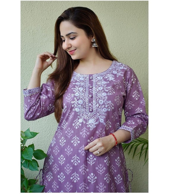 Purple Color kurti | Dress design patterns, Combination dresses, Dress  design pakistani