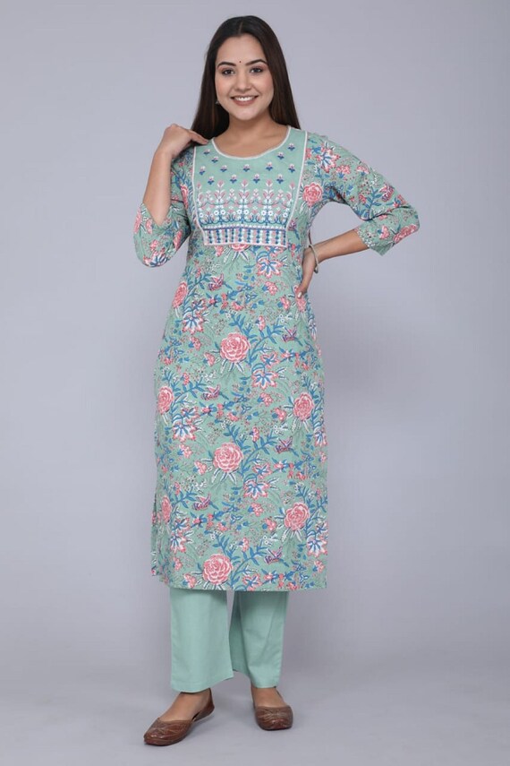 Branded kurtis with heavy 2025 discount at reasonable price