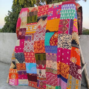 Kantha Quilt aus Indien: Patchwork Wendedecke, Doppeldecke