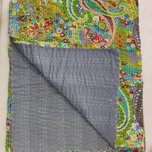 Boho hippi grijze katoenen kantha-quilt met paisleyprint, Indiase sprei, vintage handgemaakte Gudari, gratis expresverzending in de VS/VK.
