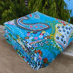 Bohemian Paisley Kantha Quilt: Handmade Vintage Cotton Bedspread
