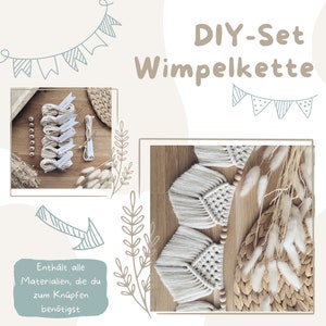 Könnte beinhalten: DIY Wimpelkette-Set mit allen Materialien, die du zum Knoten einer Makramee-Girlande benötigst. Das Set enthält weißes Baumwollgarn, Holzperlen und Anleitungen. Die fertige Girlande ist im Hintergrund zu sehen.