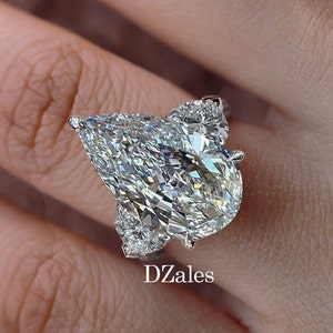 8 CT pear shaped moissanite engagement ring,hidden halo,trilogy ring,celebrity style hear&large big pear shaped ring,wedding ring