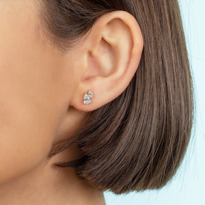 Pendientes de moissanita con forma de pera, pendientes de oro de 14 quilates, pendientes de cartílago, pendientes de moissanita con diamantes de laboratorio, regalo