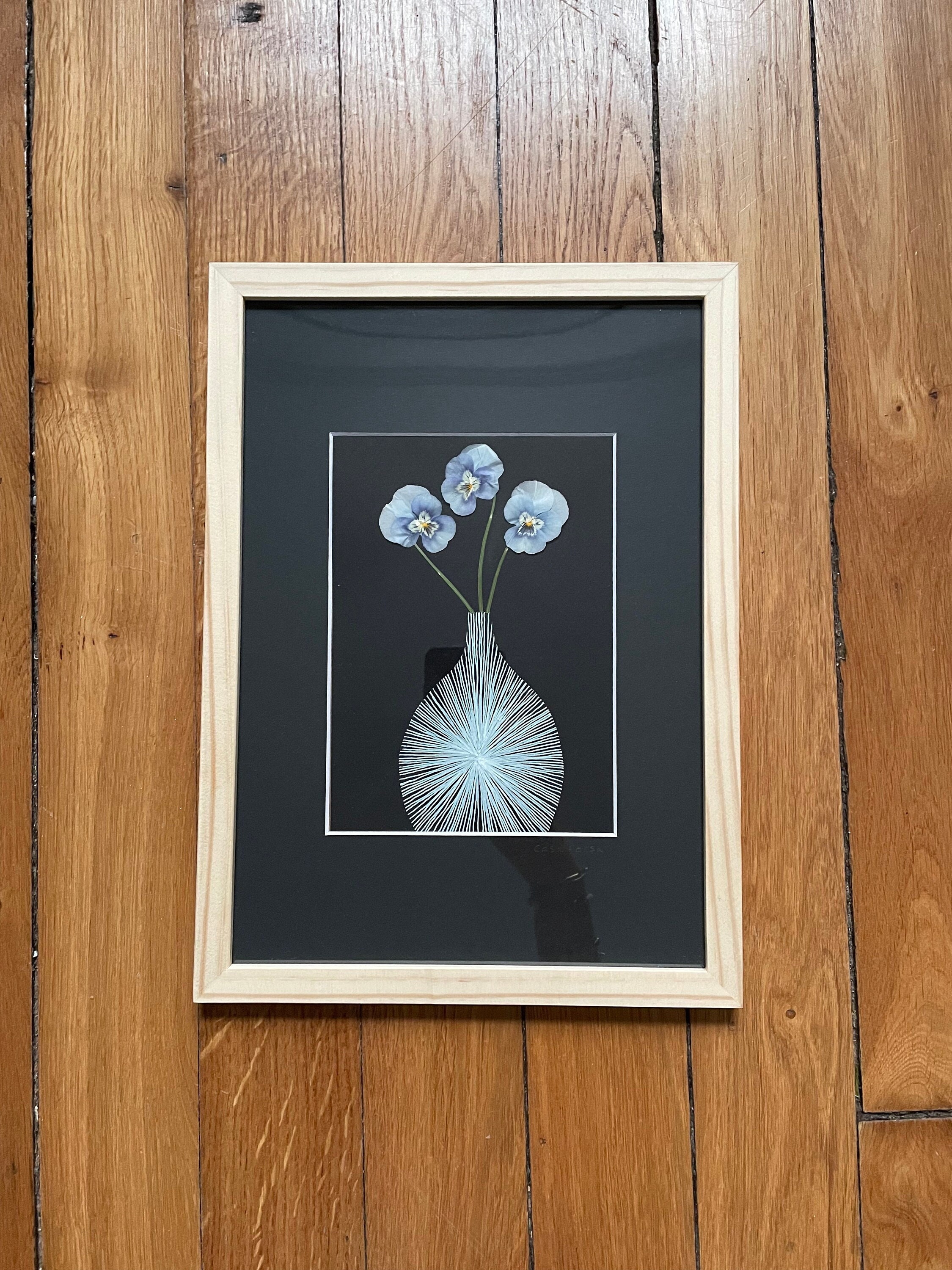 Tableau Fleurs Séchées - Herbier Vase Motifs Noir et Blanc Idées Cadeaux Déco