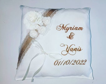 Porte alliances mariage personnalisé - coussin porte alliances mariés - mariage - bride - mariés -fleiurs