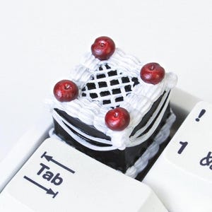 ブラックチェリーアーティザンキーキャップ | Cherry MXメカニカルキーボード用、かわいいケーキデザートミニチュアフードキー