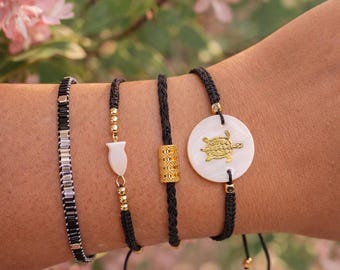 Pulseras artesanales estilo boho chic • Conchas de cauri y estrellas de mar • Joyería corporal playera • Pulseras apilables