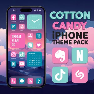 Op de afbeelding: Een telefoon schermmoc-up met een roze, blauwe en groene kleurschema. Het scherm toont een verscheidenheid aan app-pictogrammen, waaronder Facebook, Airbnb, Slack en Instagram. De tekst "COTTON CANDY IPHONE THEME PACK" wordt boven de telefoon weergegeven.