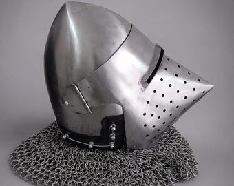 Medieval Pigface Bascinet Helmet with Chainmail – 18 Gauge Steel SCA HNB Armor for LARP Cosplay & Knight Costume
