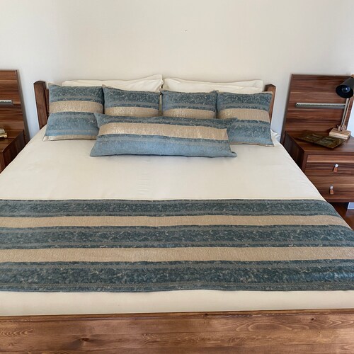 Doublesided Almond Green Velvet Bed Runner Runners Bed Etsy