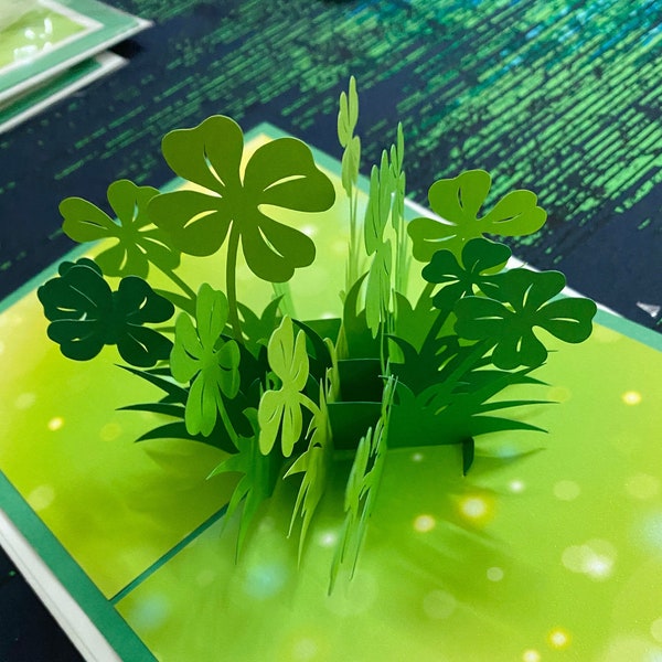 Shamrock pop-up quilling card