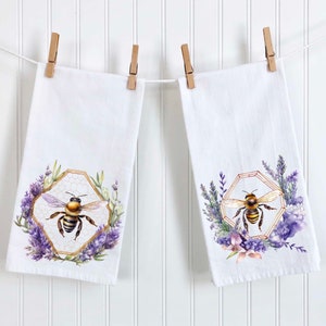 Lavender Bees kitchen towel Set, Flour Sack Towel, Dish Towel, bee towel set, Flour Sack Dish Towel, honey bee towels, bumble bee towel set