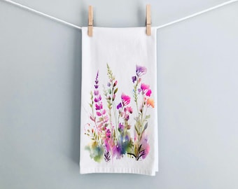 Wildflower kitchen towel, Flour Sack Towel, Dish Towel, Tea Towel, Kitchen Decor, Spring Home Decor, Cute tea towel, Floral Flour Sack Towel
