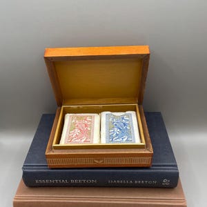Set di mazzi di carte vintage in scatola di legno, set da viaggio di carte da gioco