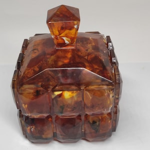 Baltic Amber and Resin Cube-Shaped Box with Facets: Unique Handmade Jewelry.