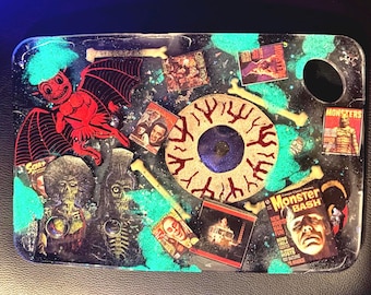 Horror Theme Cutting board/serving tray. GLOWS!