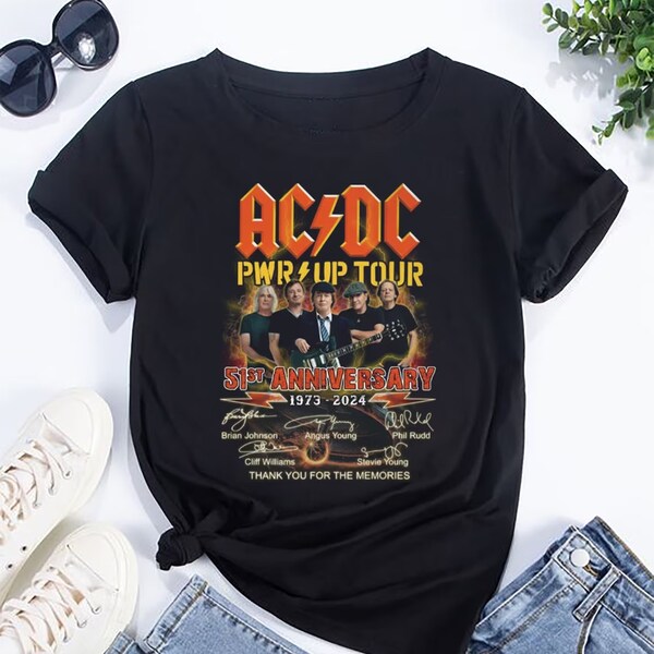 T-shirt con firma della band ACDC 51 anni, camicia della band ACDC, camicia del tour Rock Band ACDC Pwr Up 2024, regalo per i fan Acdc, merchandising della band Acdc, camicia Acdc