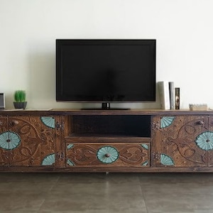 Handcrafted Barn Wood TV Console & Entertainment Center, Wooden Media Unit, Wood Television Stand, Custom Painting TV Units, Media Table