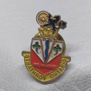 Strathroy Coat of Arms Crest Flag Collector Provincial Enamel Pin Canada Pinback vintage antique Canadian Christmas Gift Stocking Stuffer