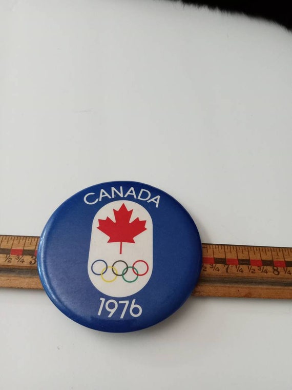 Large 1976 Montreal Olympic pinback pin Quebec Ca… - image 6