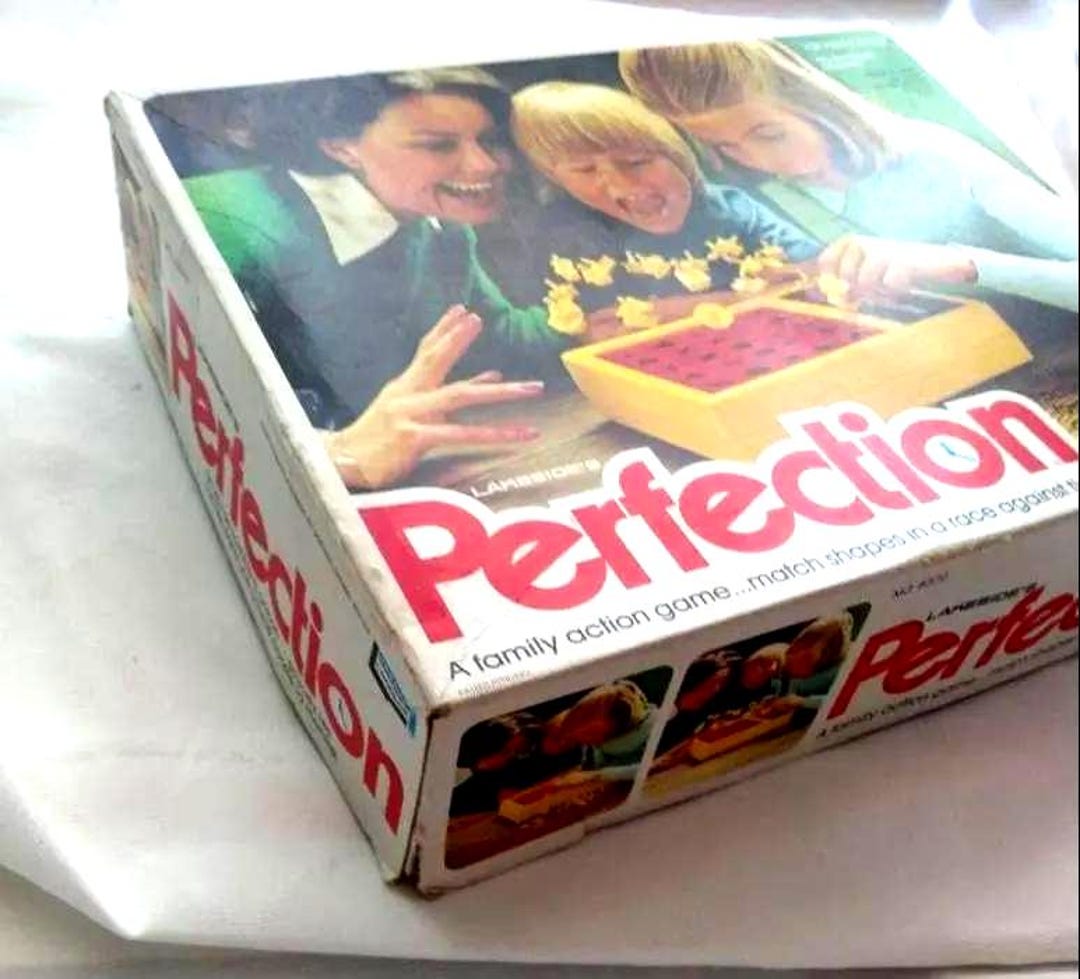 Perfection Commercial Perfection 1975 Vintage Antique by Lakeside's Age 5 and up 1 Player and ...