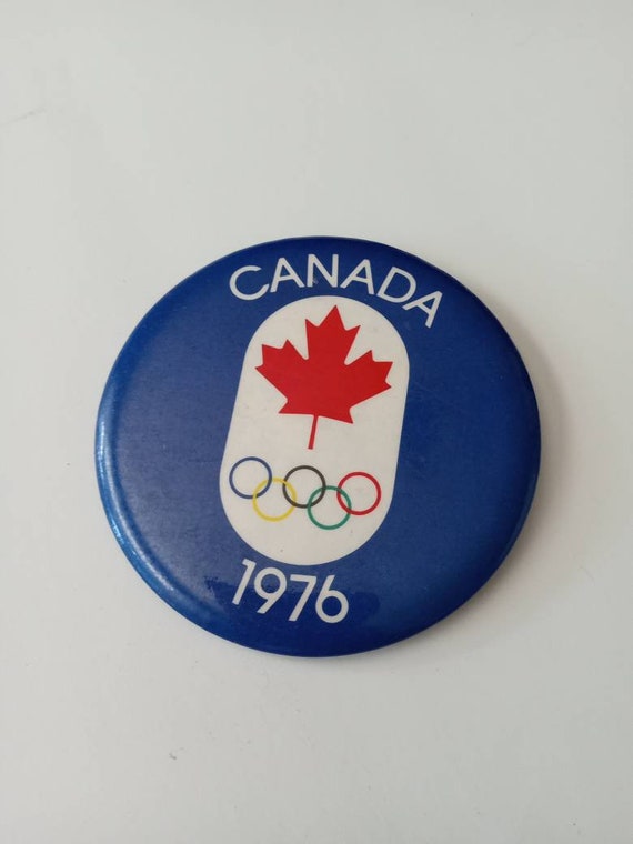 Large 1976 Montreal Olympic pinback pin Quebec Ca… - image 1