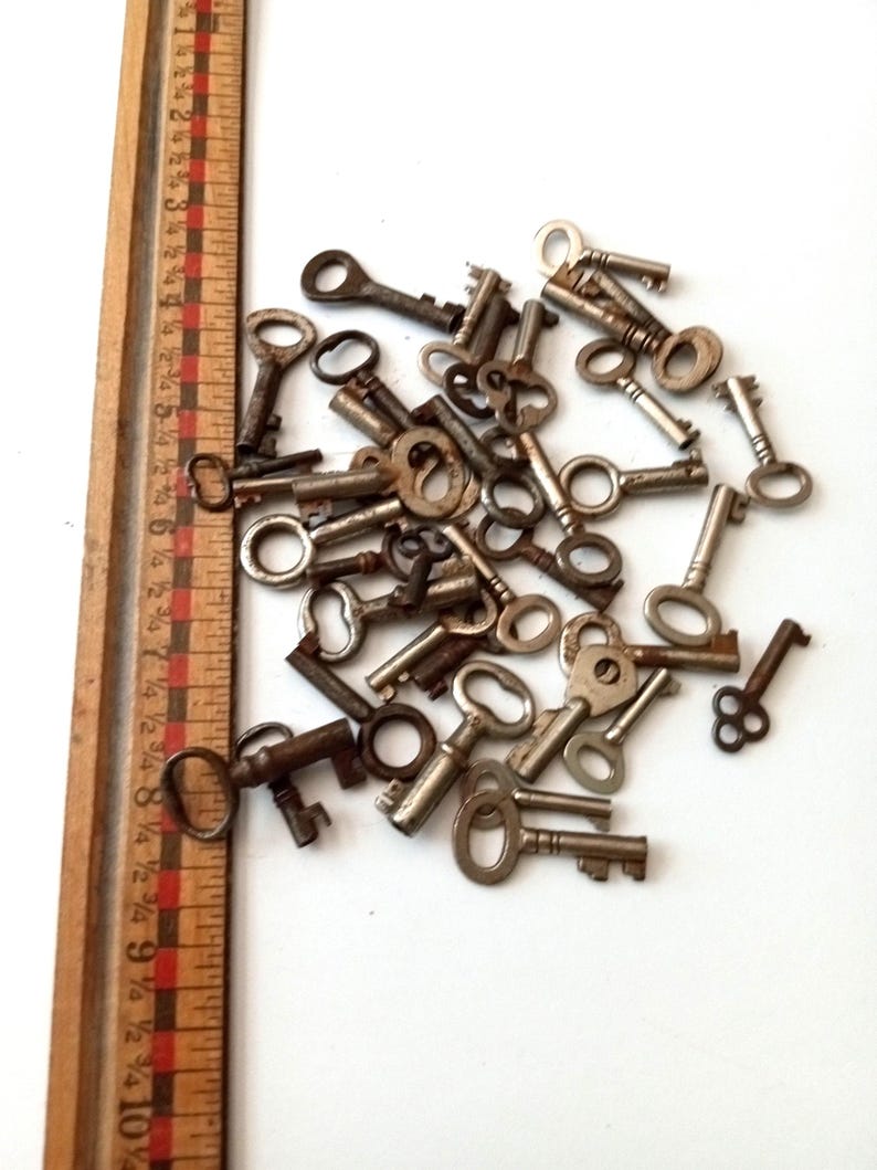 Vintage Mini Yale & Town type Skeleton Key Antique Solid Steel Authentic Victorian Lock Door Rustic Patina Made in England Collector Gift image 4