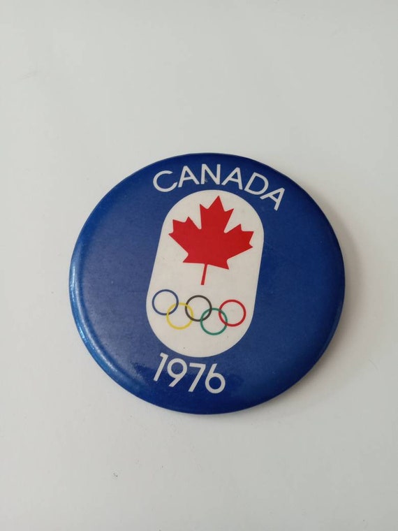 Large 1976 Montreal Olympic pinback pin Quebec Ca… - image 4