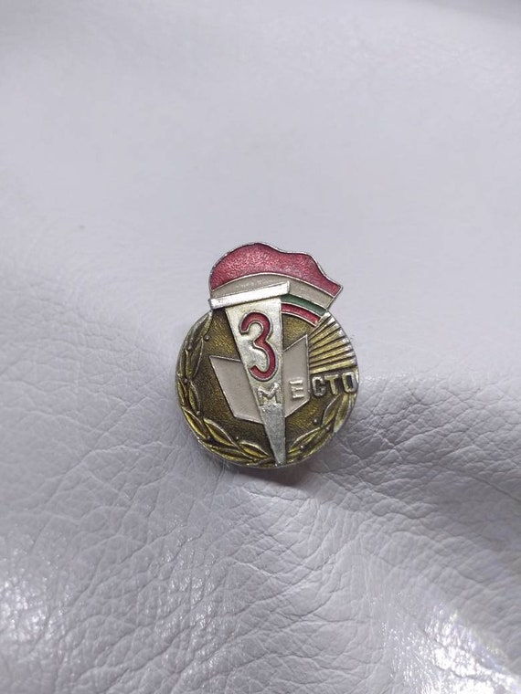 Torch Patriotic Soviet Russian Pin USSR Jewelry A… - image 5