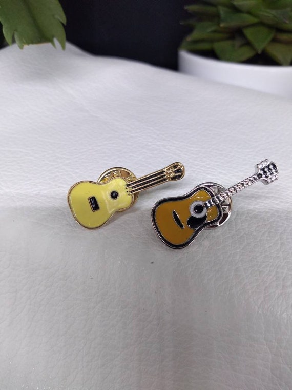 Guitar Banjo Ukulele Antique Pinback enamel Pin V… - image 6