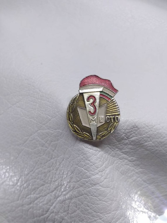 Torch Patriotic Soviet Russian Pin USSR Jewelry A… - image 1