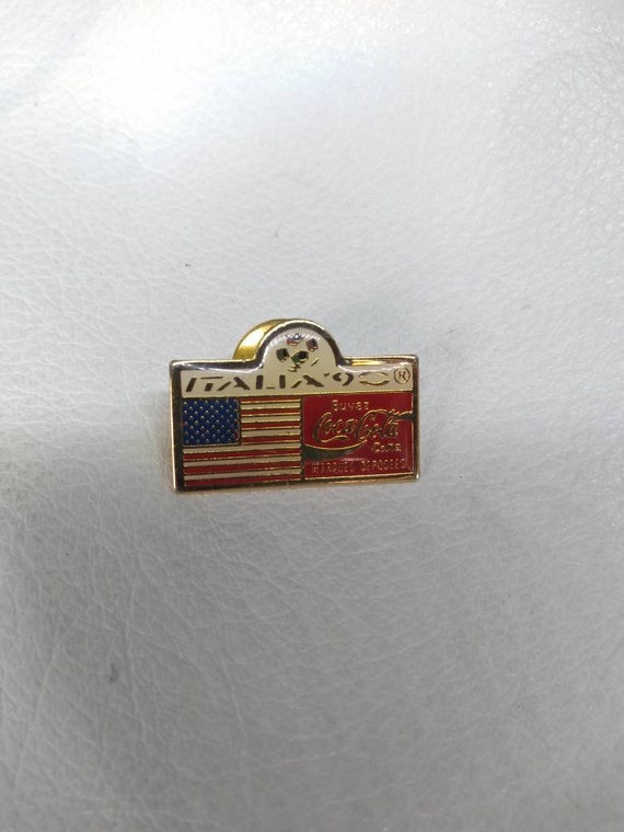 Soccer Collectibles: World Cup Soccer Pin Badge Mexico 86 Enamel