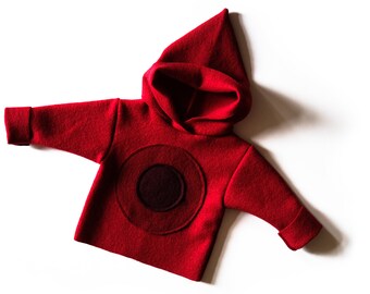 SUMO wool walk jumper for children rosehip red, hooded jumper made of wool walk, children's jumper with pointed hood and circle appliqué